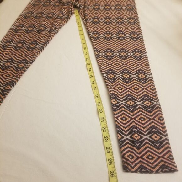 LuLaRoe Purple, Red and Yellow Zigzag Kaleidoscope Print Athleisure Leggings TC - Picture 6 of 12